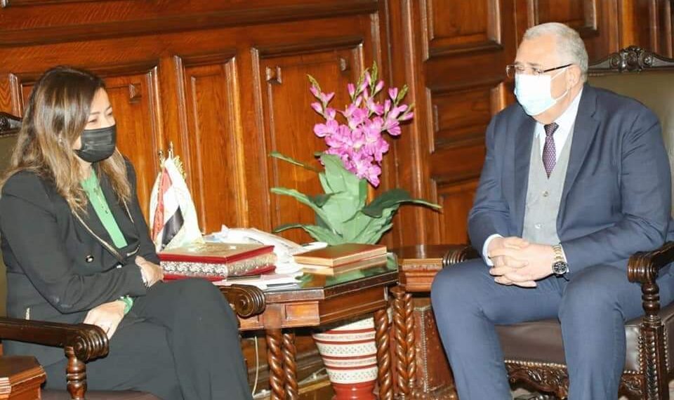 وزير الزراعة يبحث مع وفد البنك الدولي استعدادات مصر لاستضافة قمة المناخ cop27