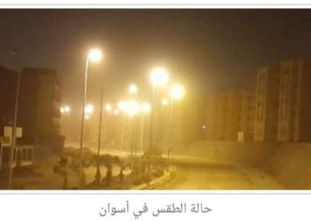 محافظة أسوان تواجه عاصفة ترابيه مفاجئة
