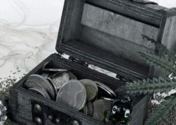 مريم جلال عن روايتها”جزيزة كنز“ : هي عنوان لكل فتاة مصرية