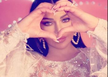 “هيفاء وهبي تهنئ محبيها بعيد الحب”
