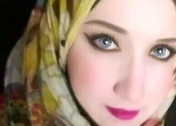 النساء اللائي يقرأن لي