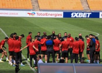 الأهلي يتسلح بموسيماني لإطفاء شمس صنداونز في لقاء الثأر المتجدد