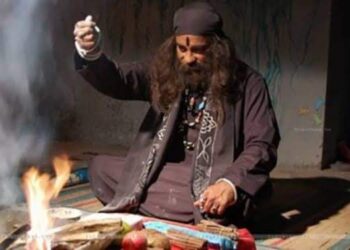 دجال يحاول دفن ربة منزل حية بالمقابر