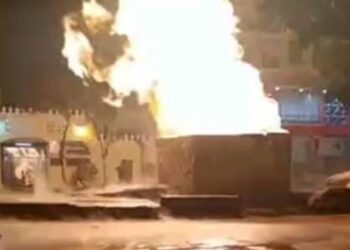 حريق ماسوره غاز عمومية بمنطقة المرج