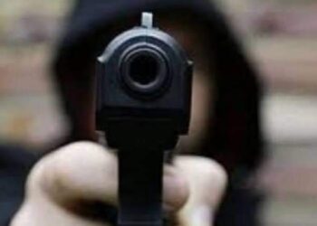 أب يطلق النار على أبنه بسبب مشاكل الميراث