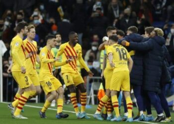 برشلونة يواجه إشبيلية ويوفنتوس يستضيف إنتر في صراع الوصافة من أجل الضغط على القمة