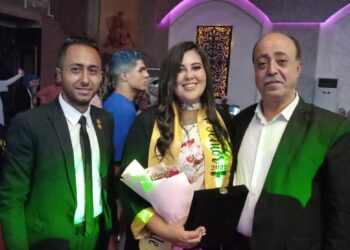 تهنئة حصول الاستاذة إيرينى إميل علي ليسانس أداب بدرجة إمتياز