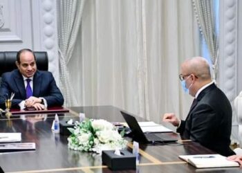 اجتمع الرئيس عبد الفتاح السيسي اليوم مع الدكتور مصطفى مدبولي رئيس مجلس الوزراء