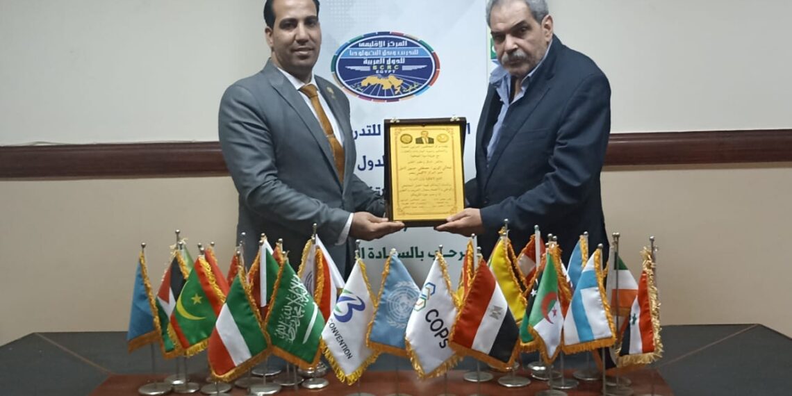 بروتوكول تعاون بين مدير مركز بازل الاقليمي بمصر وبين المحكمين الدوليين