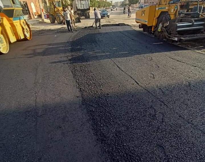 رئيس جهاز تنمية مدينة العاشر من رمضان بالمتابعة اليومية و المستمرة لكافة الأعمال الجارية بالمدينة .