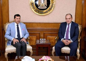 وزير التجارة والصناعة يستقبل وزير الشباب والرياضة