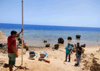 تكثيف المرور على الشواطئ ومتابعة ما يجري من أعمال داخل المنطقة الشاطئية