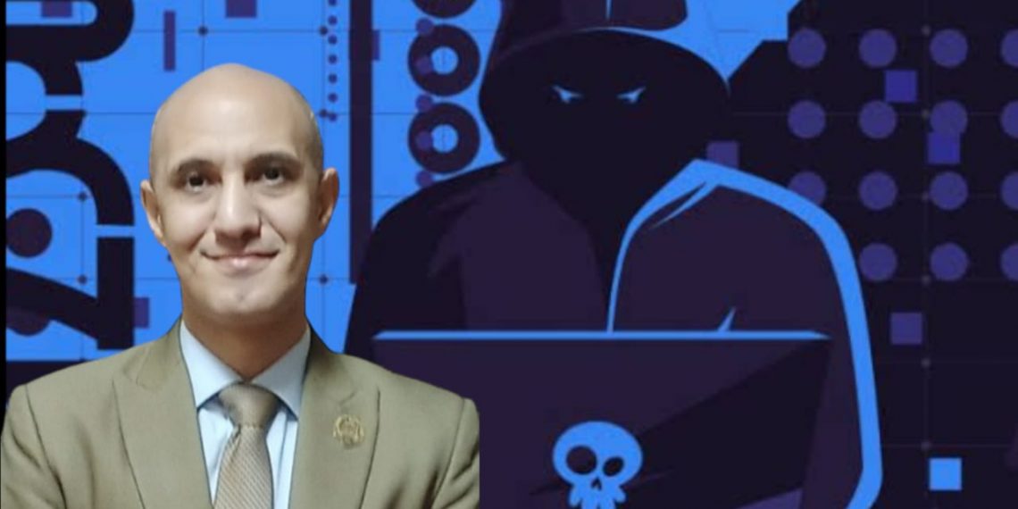 الإبتزاز الإلكتروني هو السلوك الذي يستخدم فيه المبتزون الإنترنت  وأساليب التواصل الإلكتروني