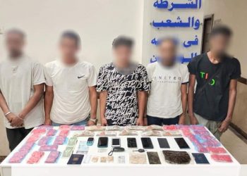 قامت الداخليه بضبط تشكيل عصابى