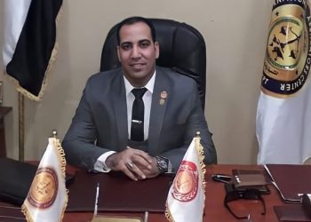 تضامن رئيس المحكمين الدوليين للتحكيم وتسوية المنازعات مع رئيس مركز العراق لحقوق الإنسان