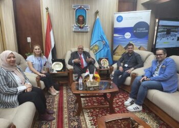 رئيس جامعة الأقصر