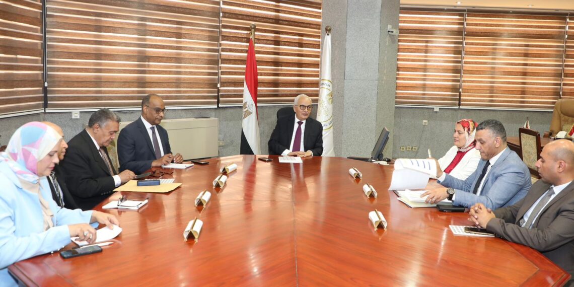 وزارة التربية والتعليم تعلن تقرير غرفة العمليات في أول أيام امتحانات الدور الأول لطلاب الثانوية العامة للعام الدراسي الحالي 2023/ 2024