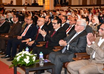 رئيس جامعة حلوان يشارك في إطلاق مبادرة “تمكين” التي أطلقتها وزارة التعليم العالي