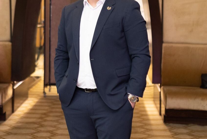 مايكل مجدي: شركة استرونج بلاك