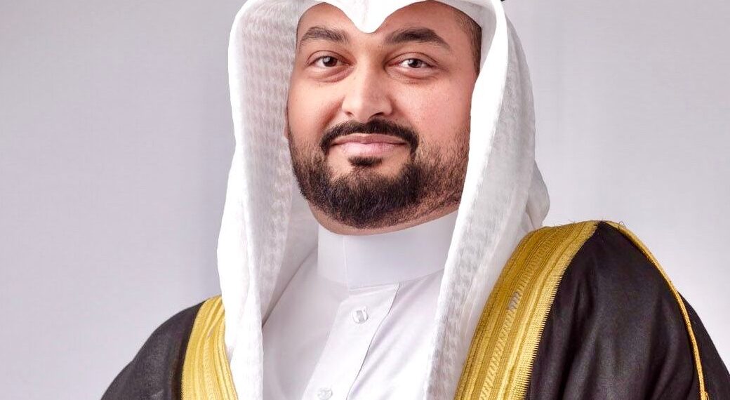الاصطفاف الوطني والولاء للقيادة ركيزتان دستوريتان لصون أمن الدولة واستقرارها